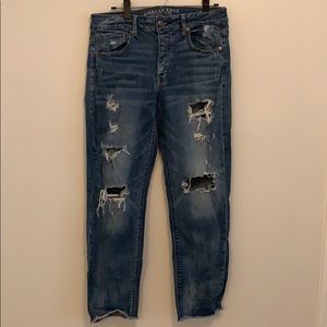 American Eagle Distressed Tomgirl Denim